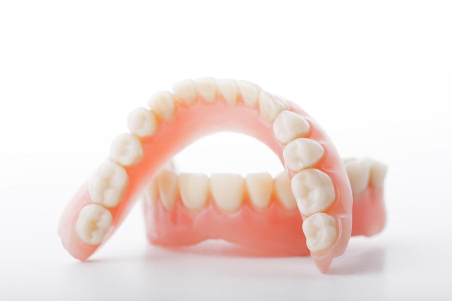 Prótesis dentales removibles en Majadahonda
