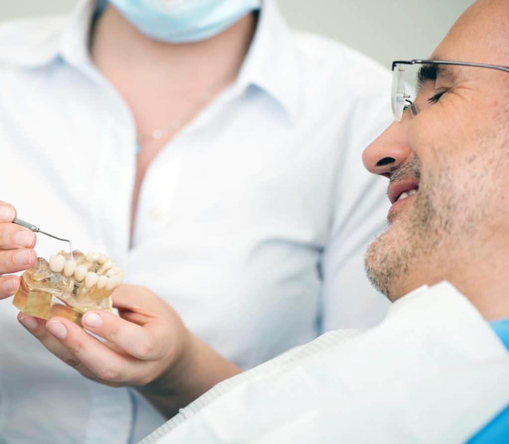 implantes dentales proceso colocacion Álvarez Luckow